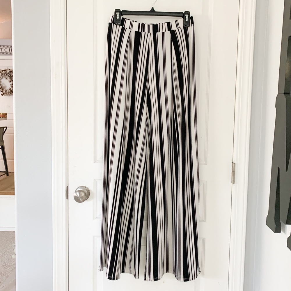 Size small wide leg bar III stripe pants
